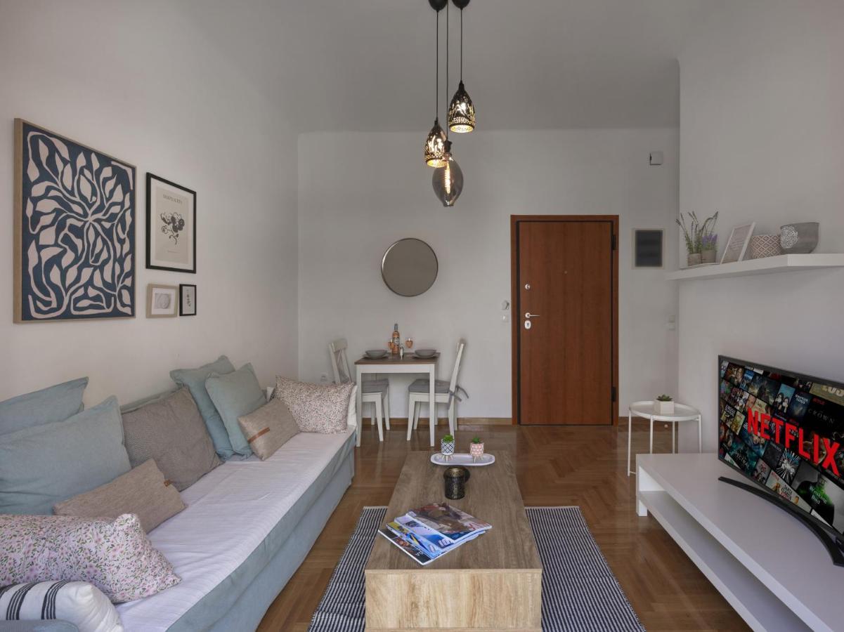 Beautiful Athenian Apartment Next To The Center Extérieur photo